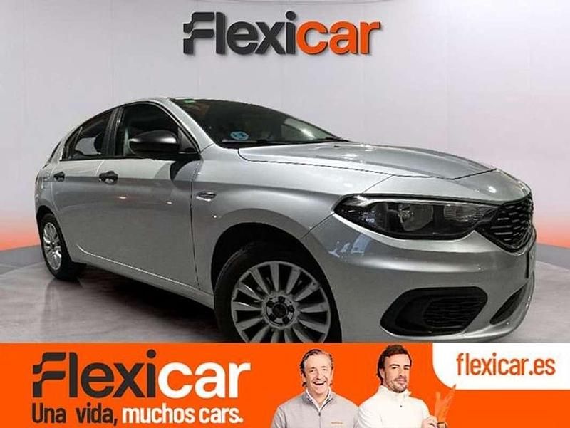 Gris Usado 2019 Fiat Tipo Lounge Berlina | 10.890 € (Precio justo) - Imagen 1/4