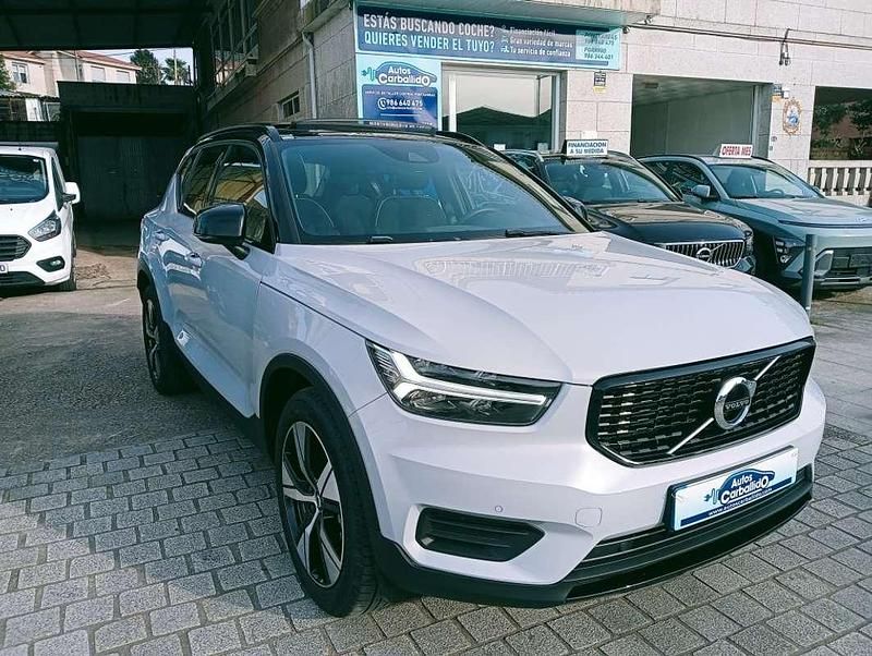 Usado Volvo XC40 R-Design 211 CV (155 kW) 2021 Blanco SUV