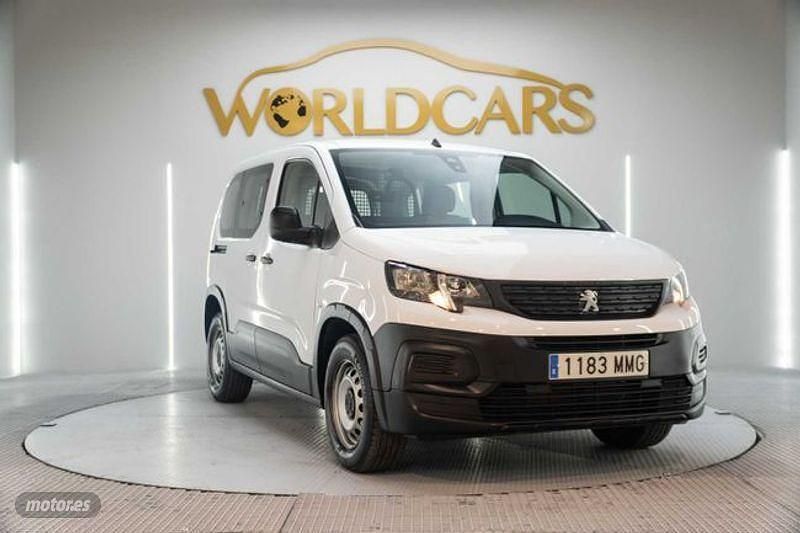 Usado Peugeot Rifter Business-Line 102 CV (75 kW) 2023 Blanco Monovolumen