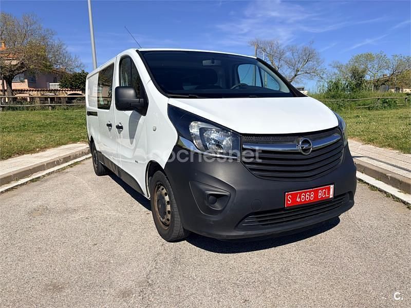 Usado Opel Vivaro 120 HP (88 kW) 2017 Branco Monovolume