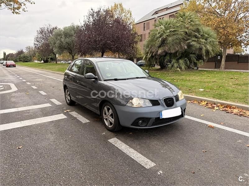 Gris / plata Usado 2007 Seat Ibiza Berlina | 4700 € (Precio justo) - Imagen 1/4