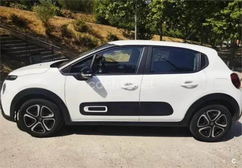 Usado Citroën C3 Feel 102 CV (75 kW) 2021 Blanco Utilitario