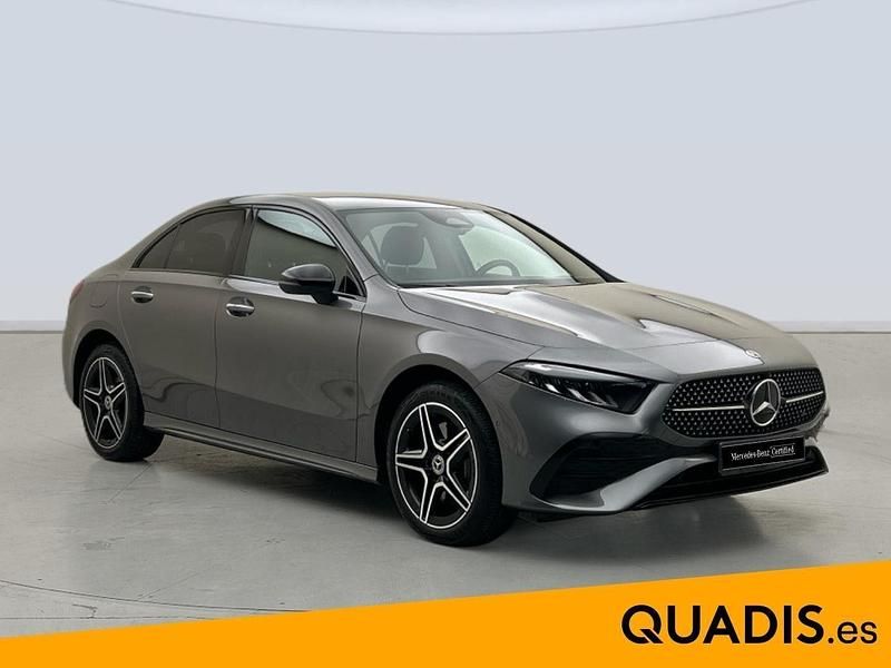 Usado Mercedes A160 218 CV (160 kW) 2025 Gris Berlina