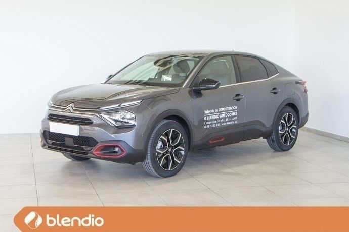 Usado 2023 Citroën e-C4 Shine Berlina | 27.992 € (Un poco caro) - Imagen 1/4