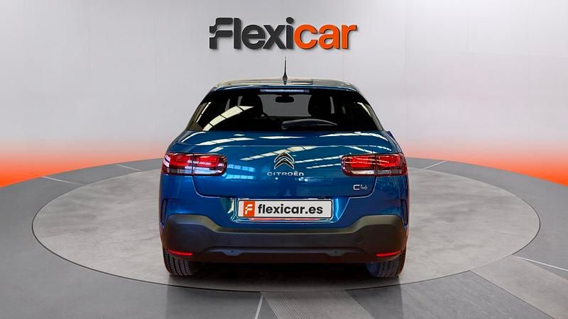 Käytetty Citroën C4 PureTech 110 HP (80 kW) 2020 Sininen Sedan