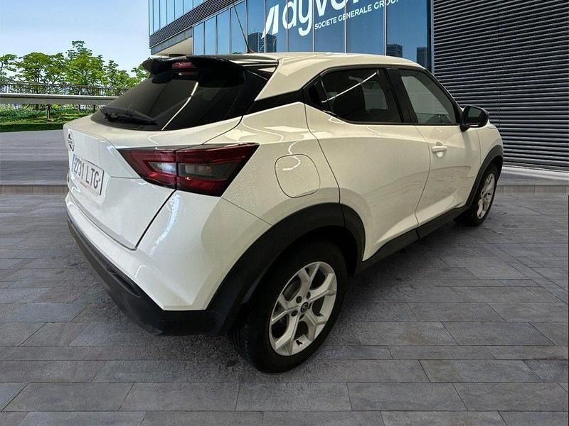 Usado Nissan Juke Acenta 114 CV (83 kW) 2021 Blanco SUV