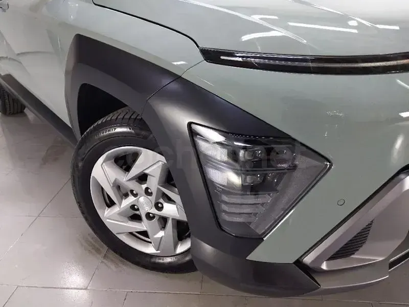 Usado Hyundai Kona 141 CV (103 kW) 2024 Verde SUV