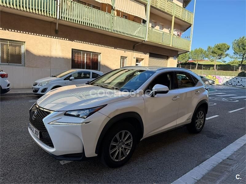 Blanco Usado 2015 Lexus NX300h Executive Line SUV | 13.900 € (Buen precio) - Imagen 1/4