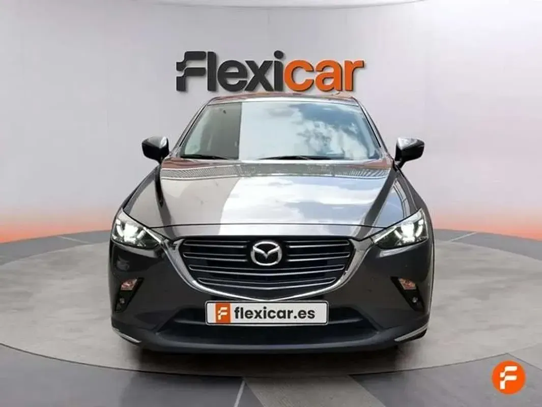 Usado Mazda CX-3 121 CV (88 kW) 2019 Gris SUV