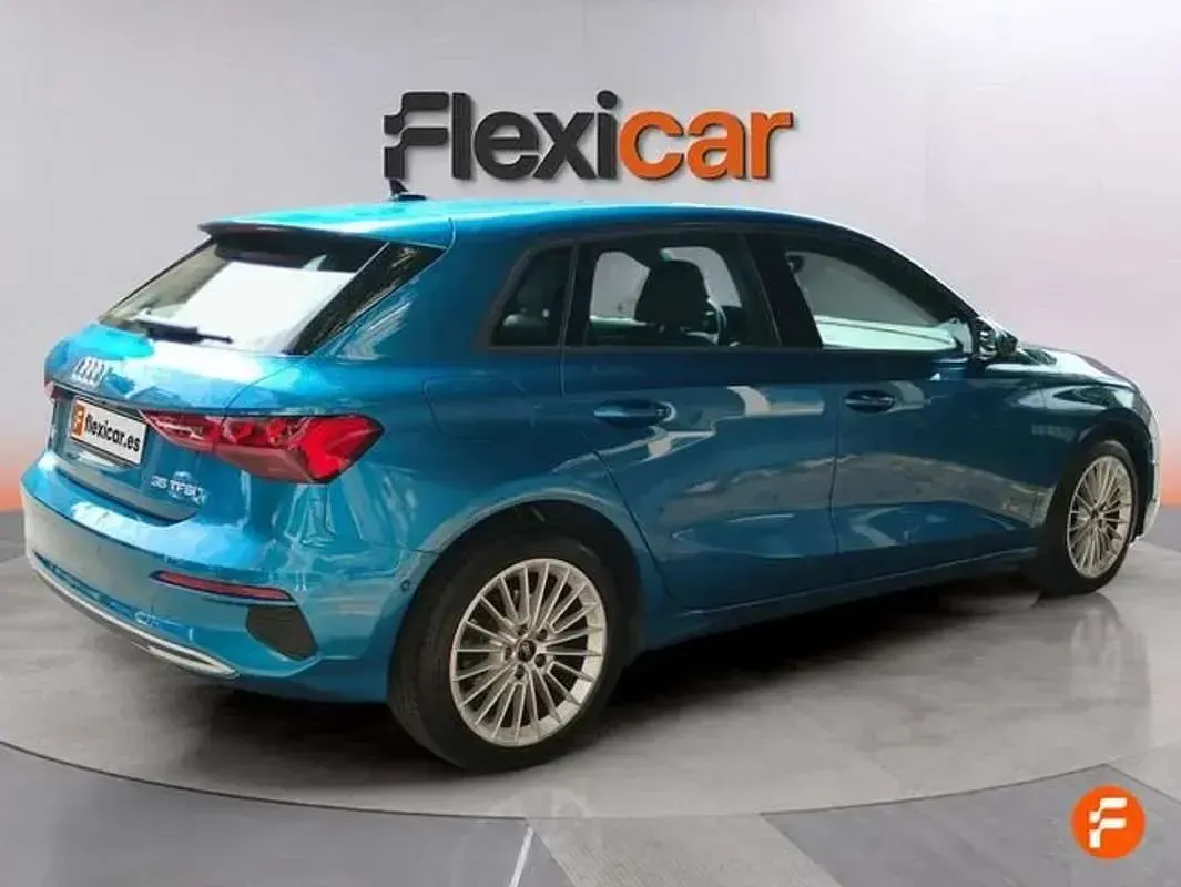 Usado Audi A3 Premium 150 CV (110 kW) 2022 Azul Berlina