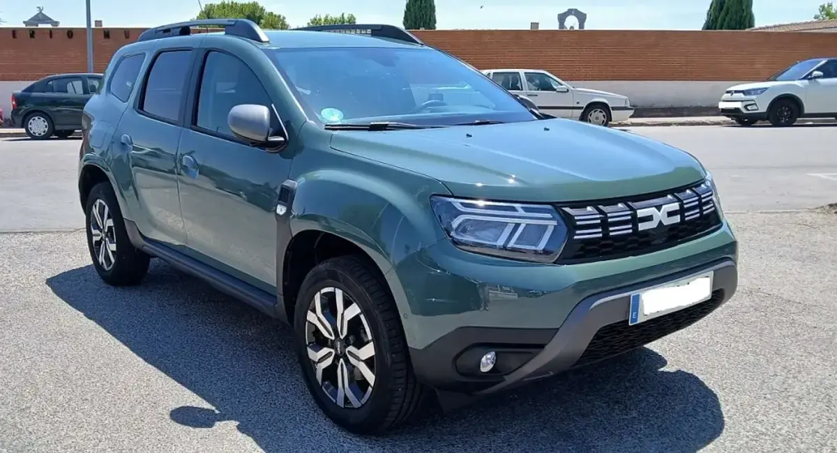 Usado Dacia Duster Journey 101 CV (74 kW) 2023 Verde SUV