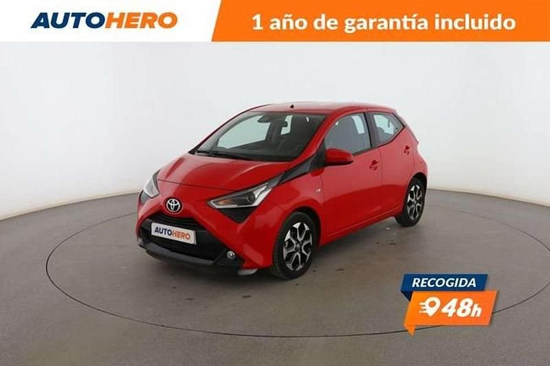 Rojo Usado 2019 Toyota Aygo X-play Utilitario | 13.299 € (Precio justo) - Imagen 1/3