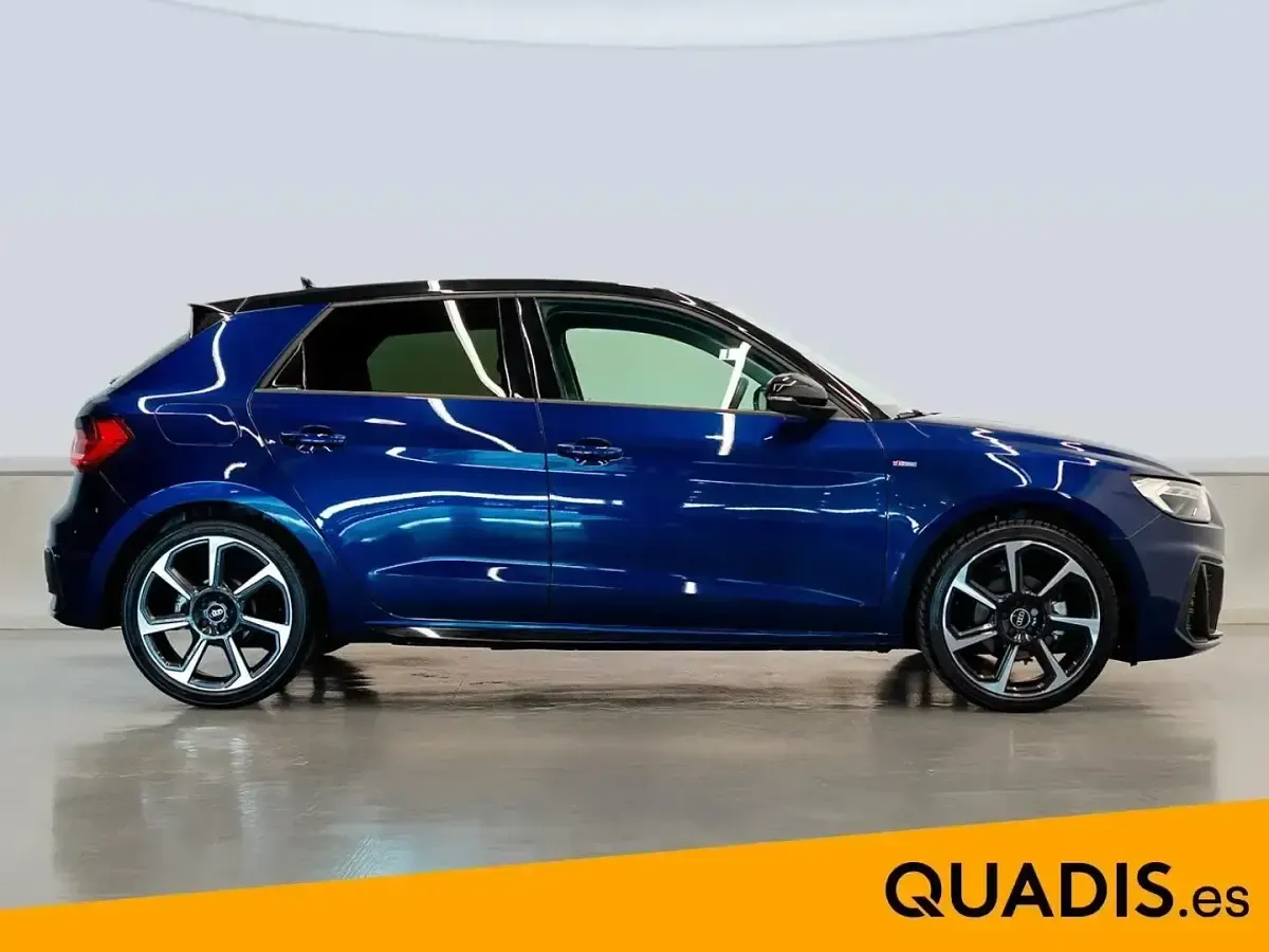 Usado Audi A1 Sport 116 CV (85 kW) 2025 Azul SUV