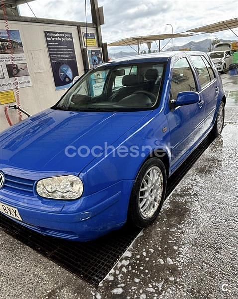 Usado VW Golf IV Conceptline 90 CV (66 kW) 2002 Azul Berlina