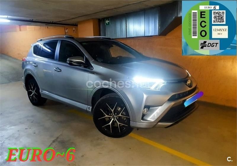 Gris / plata Usado 2017 Toyota RAV4 Hybrid SUV | 19.499 € (Buen precio) - Imagen 1/4