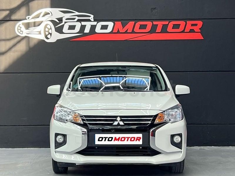 Usado Mitsubishi Space Star Motion 71 CV (52 kW) 2023 Blanco Utilitario