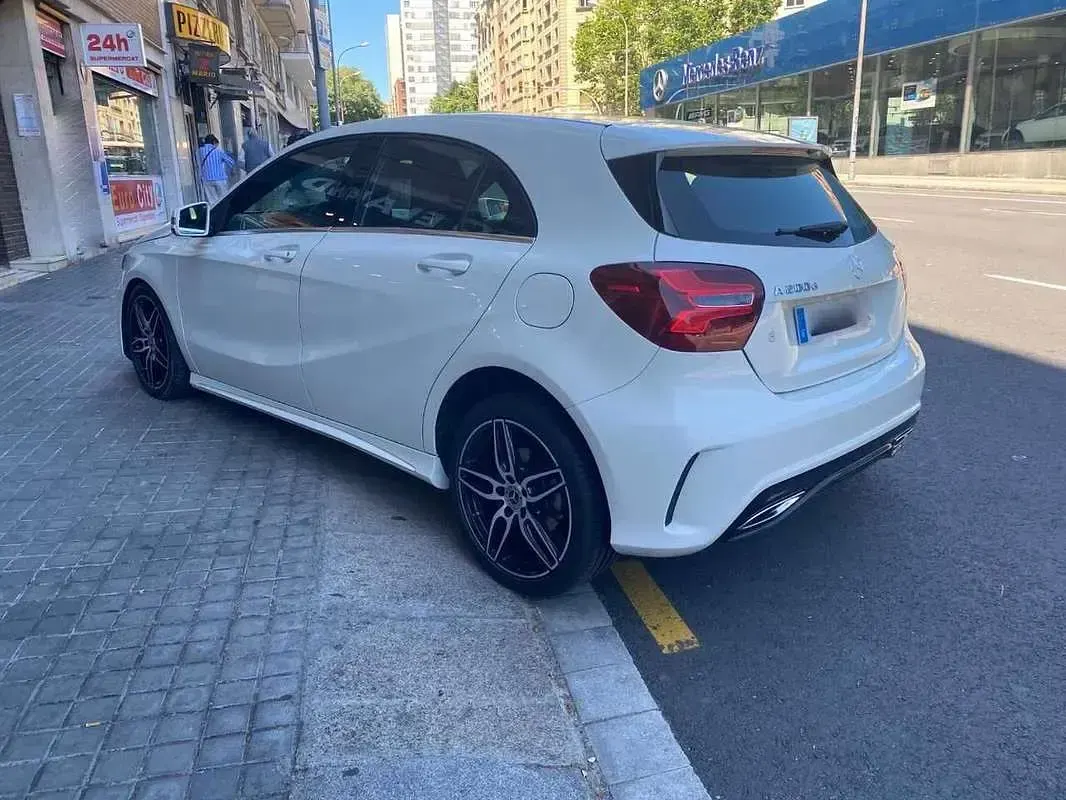 Käytetty Mercedes A200 AMG 136 HP (100 kW) 2018 Valkoinen Sedan