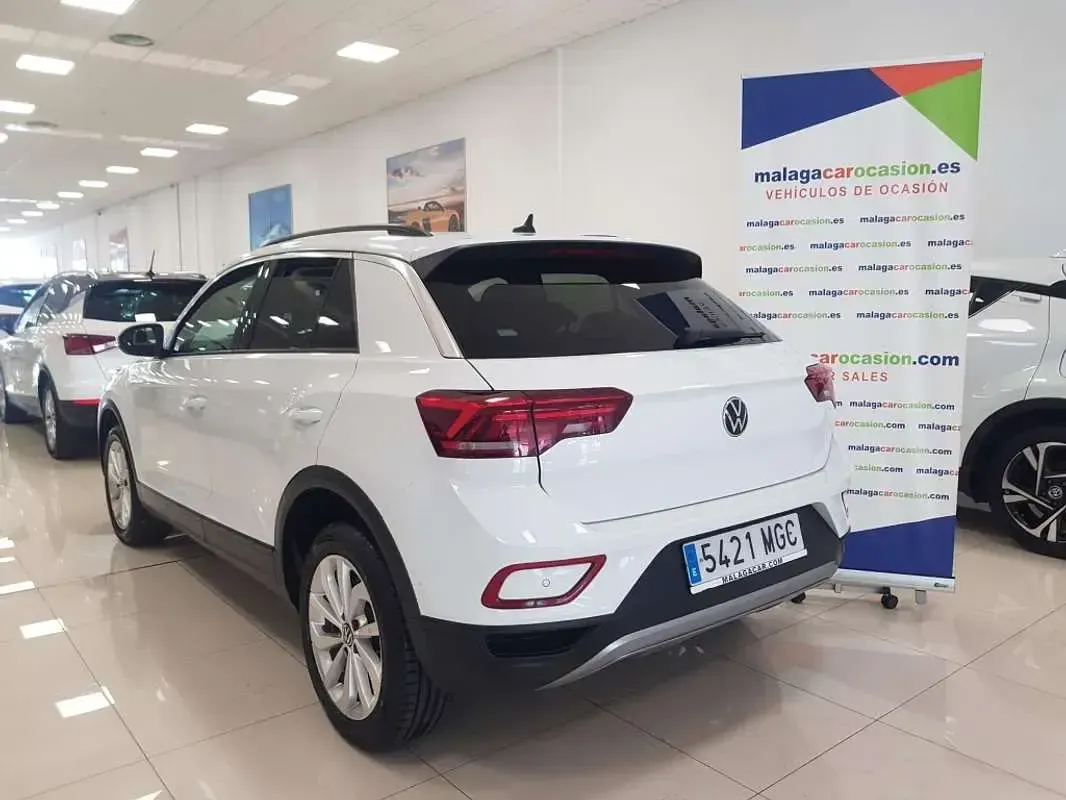 Usado VW T-Roc Life 110 CV (80 kW) 2023 Blanco SUV