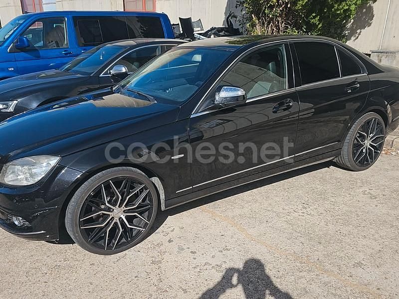 Negro Usado 2007 Mercedes C220 Avantgarde Berlina | 6900 € (Precio justo) - Imagen 1/4