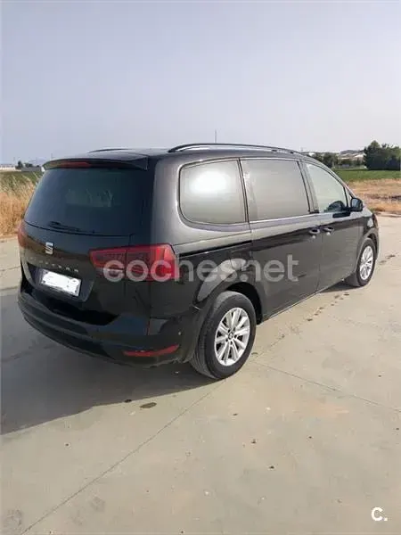 Usado Seat Alhambra Style 150 CV (110 kW) 2016 Negro Monovolumen