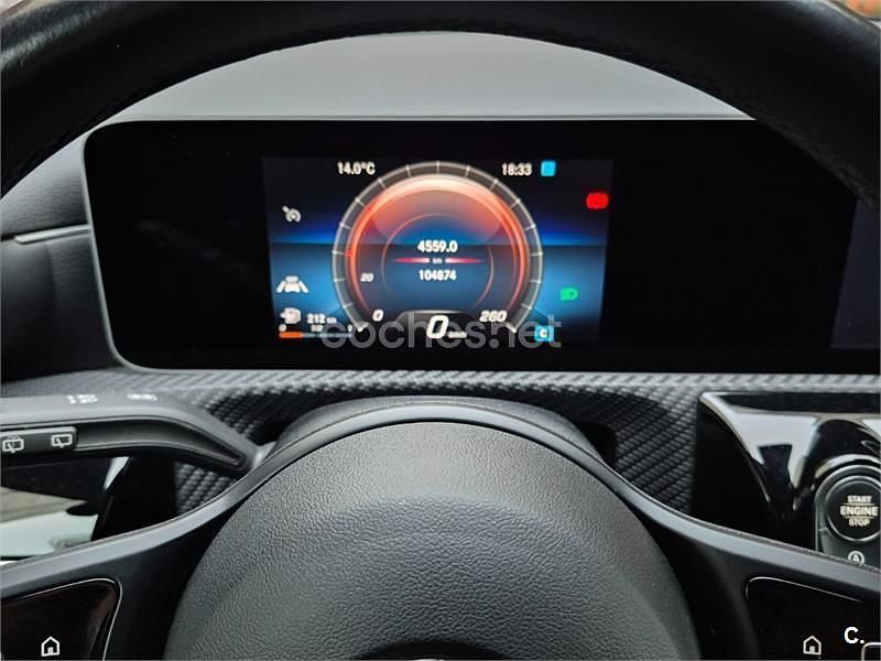 Usado Mercedes A180 122 CV (89 kW) 2019 Gris / plata Berlina