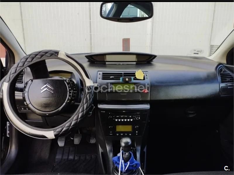 Usado Citroën C4 110 CV (80 kW) 2007 Negro Berlina
