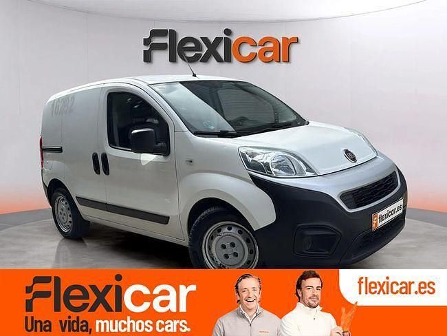 Blanco Usado 2021 Fiat Fiorino Monovolumen | 9290 € (Buen precio) - Imagen 1/4