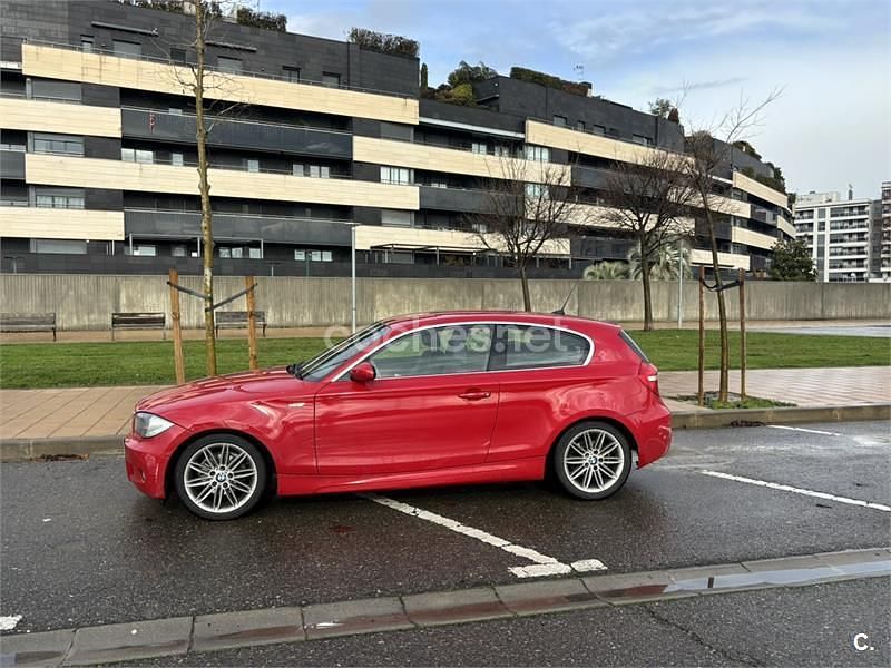 Rojo Usado 2010 BMW 116 Utilitario | 7500 € (Precio justo) - Imagen 1/4