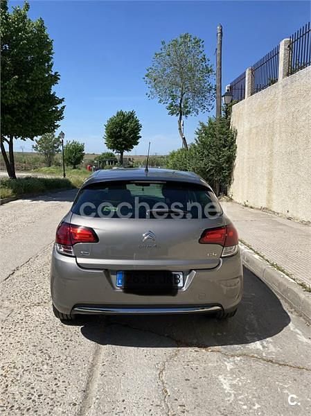 Usado Citroën C4 Feel 99 HP (72 kW) 2015 Castanho Sedan