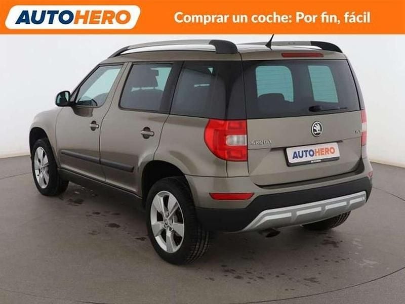 Usado Skoda Yeti Outdoor 105 CV (77 kW) 2015 Verde SUV