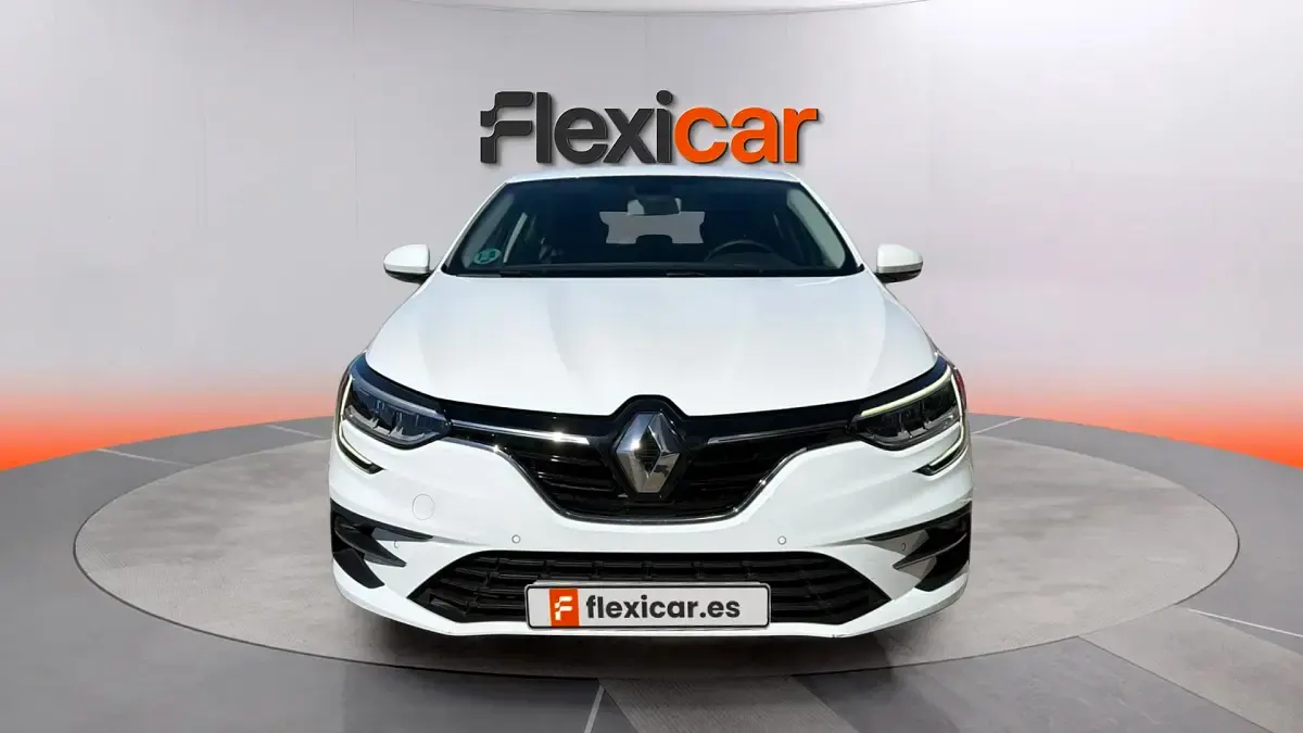 Usado Renault Mégane II Equilibre 115 CV (84 kW) 2023 Blanco Berlina