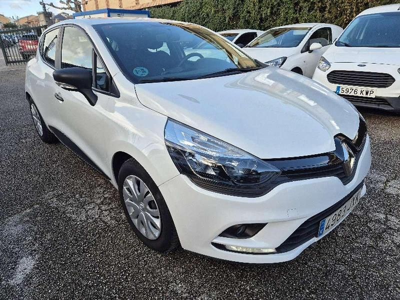 Usado Renault Clio IV Business 90 CV (66 kW) 2017 Blanco Utilitario