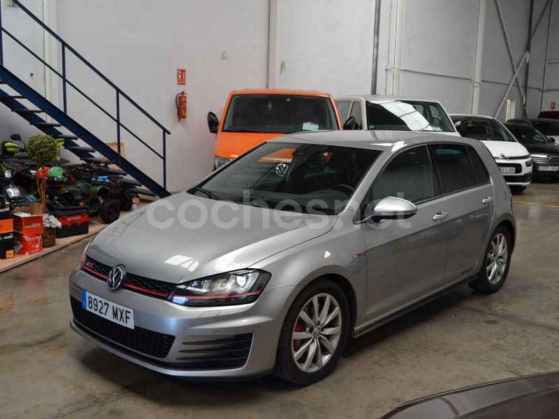 Gris / plata Usado 2015 VW Golf VII GTI Berlina | 18.490 € (Buen precio) - Imagen 1/4