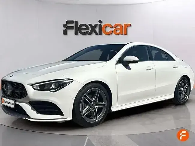 Usado Mercedes CLA180 136 CV (100 kW) 2022 Blanco Coupe