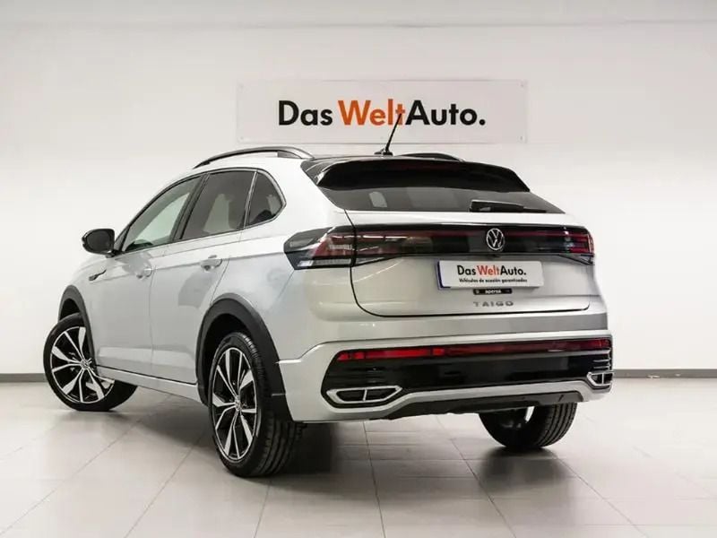 Usado VW Taigo R-line 110 CV (80 kW) 2024 Gris/plata SUV
