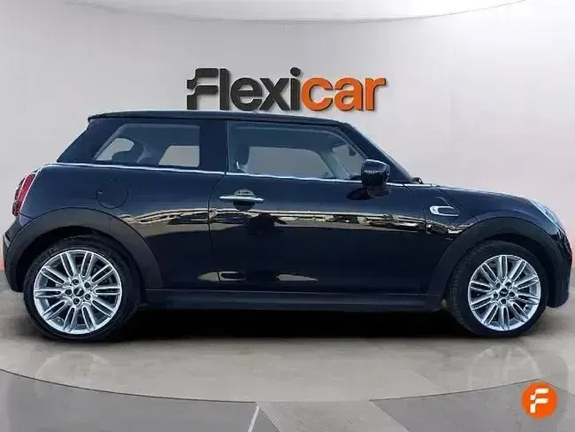 Usado Mini ONE 102 CV (75 kW) 2020 Negro Utilitario