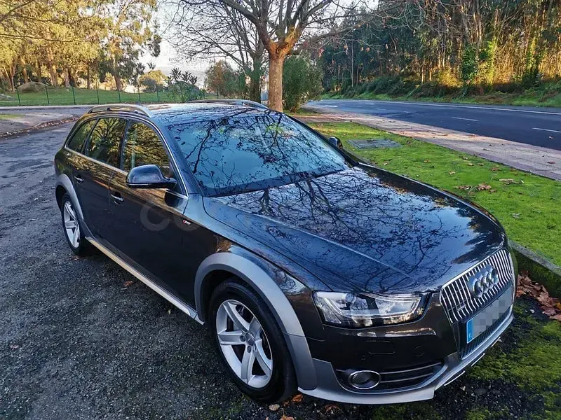 Usado Audi A4 Allroad S-Line 211 CV (155 kW) 2013 Gris / plata Familiar