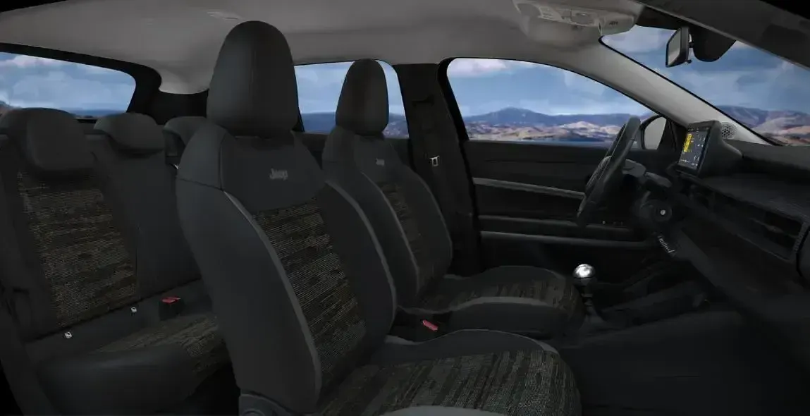 Usado Jeep Avenger Longitude 100 CV (73 kW) 2023 Negro SUV