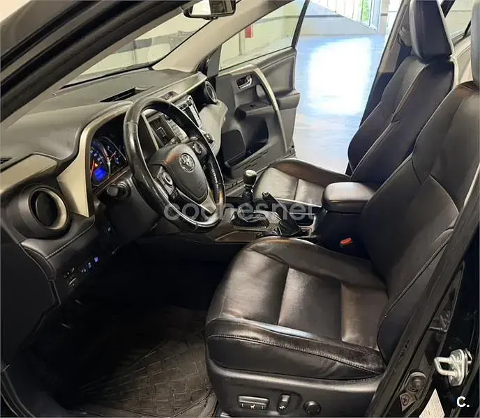 Begagnad Toyota RAV4 Active 124 HK (91 kW) 2014 Svart SUV
