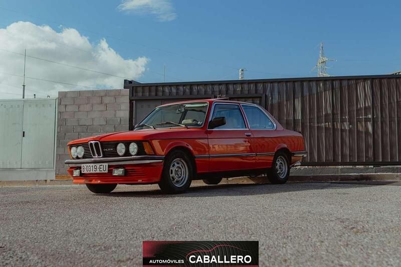 Usado BMW 316 90 CV (66 kW) 1982 Naranja Berlina