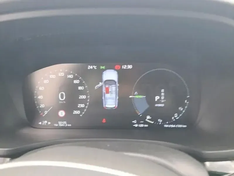 Begagnad Volvo V60 R-Design 390 HK (286 kW) 2020 Blå Kombi
