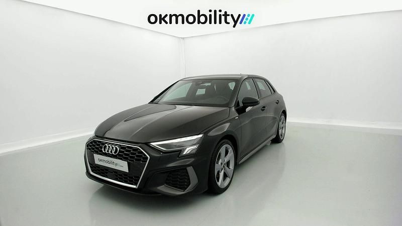 Mythosschwarz Usado 2024 Audi A3 S-Line | 26.820 € - Imagen 1/4
