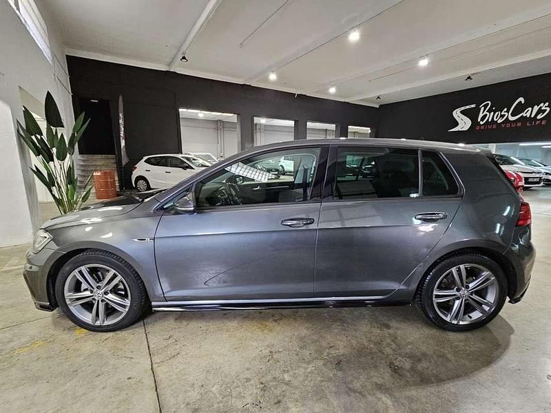 Usado VW Golf VII R-line 116 CV (85 kW) 2018 Gris Utilitario