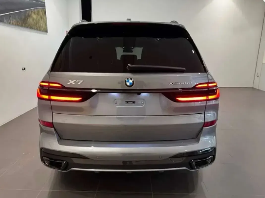Nuevo BMW X7 340 CV (250 kW) 2025 Gris SUV