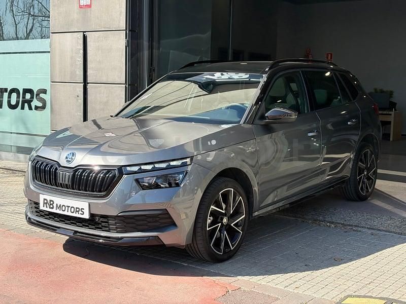Usado Skoda Kamiq Monte Carlo 110 CV (80 kW) 2022 Gris / plata SUV