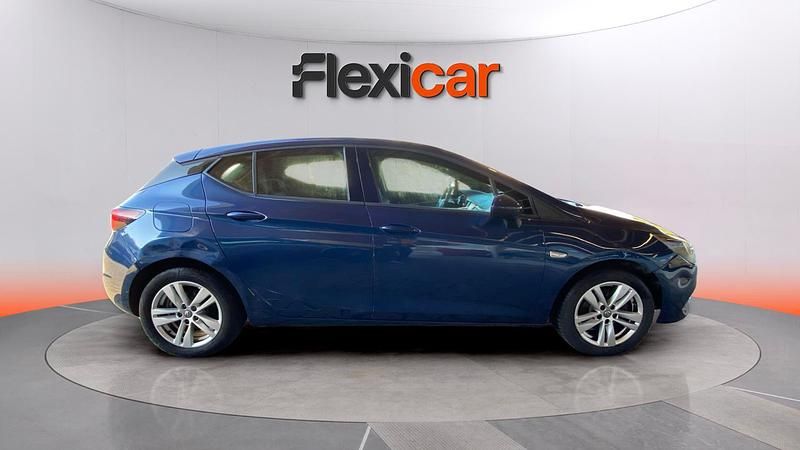 Usado Opel Astra Business Elegance 131 CV (96 kW) 2020 Azul Familiar