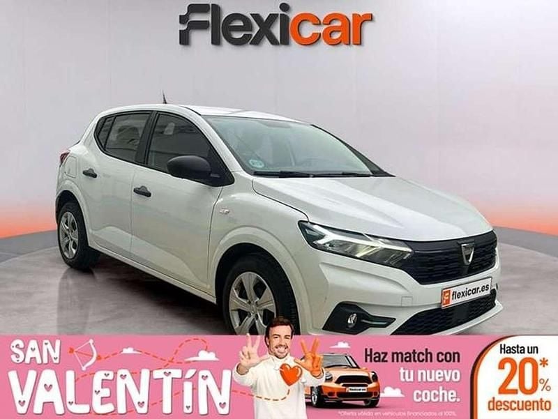Usado Dacia Sandero Essentiel 67 CV (49 kW) 2021 Blanco Utilitario