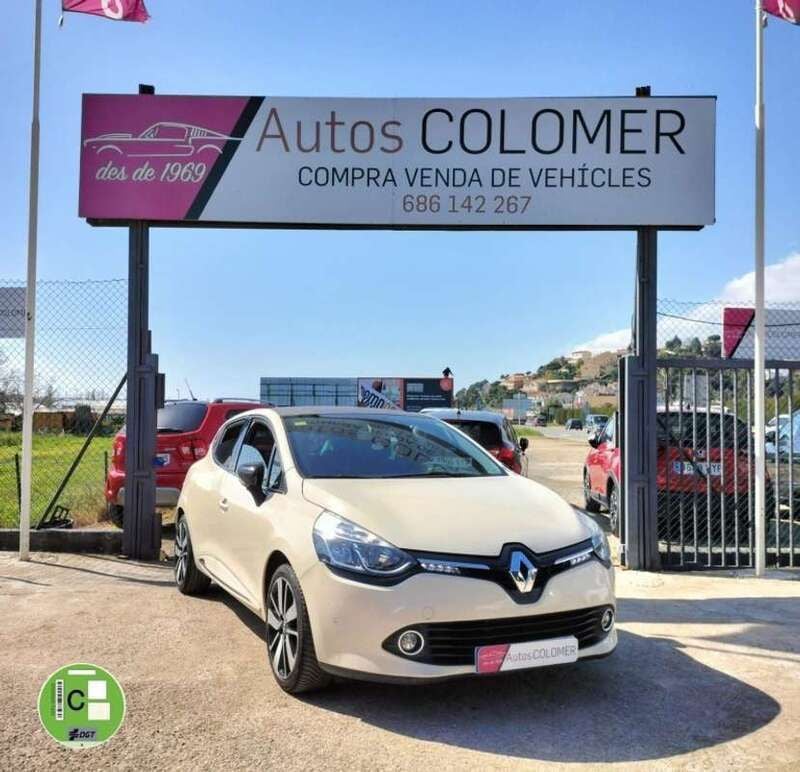 Usado Renault Clio IV Expression 90 CV (66 kW) 2016 Beige Utilitario