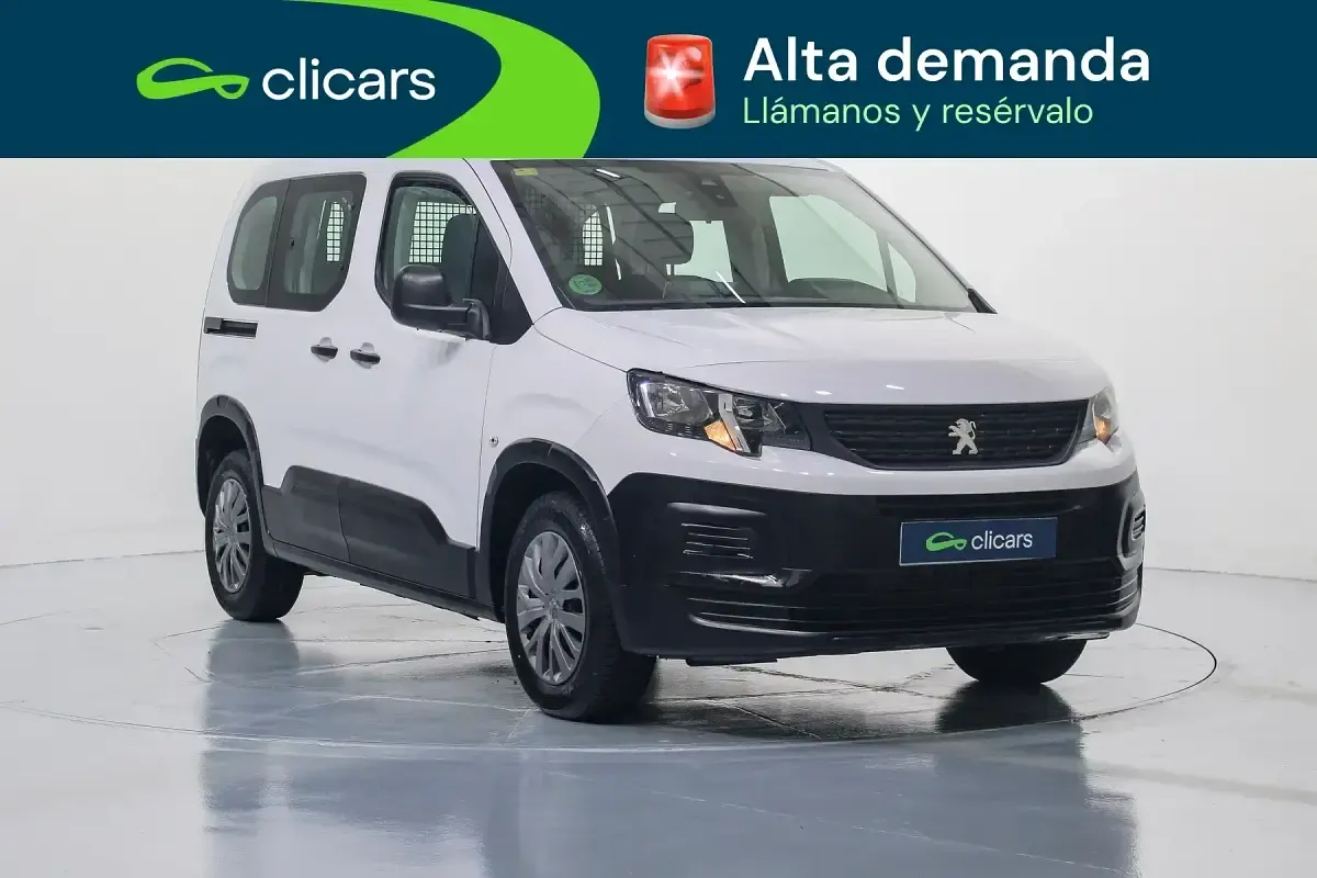 Usado Peugeot Rifter Business-Line 100 CV (73 kW) 2022 Blanco Monovolumen