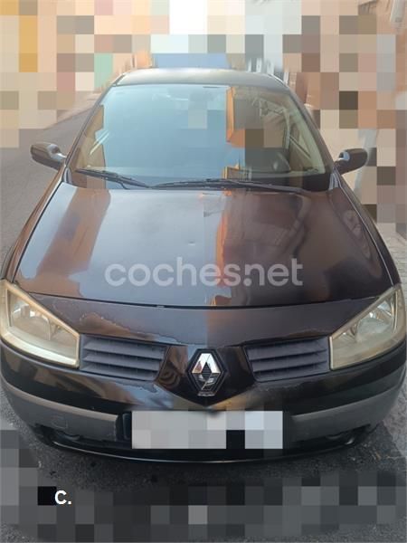 Negro Usado 2005 Renault Mégane II Expression Berlina | 1900 € (Buen precio) - Imagen 1/4